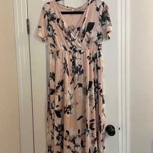 NWT Pinkblush Pink Floral Maternity Dress